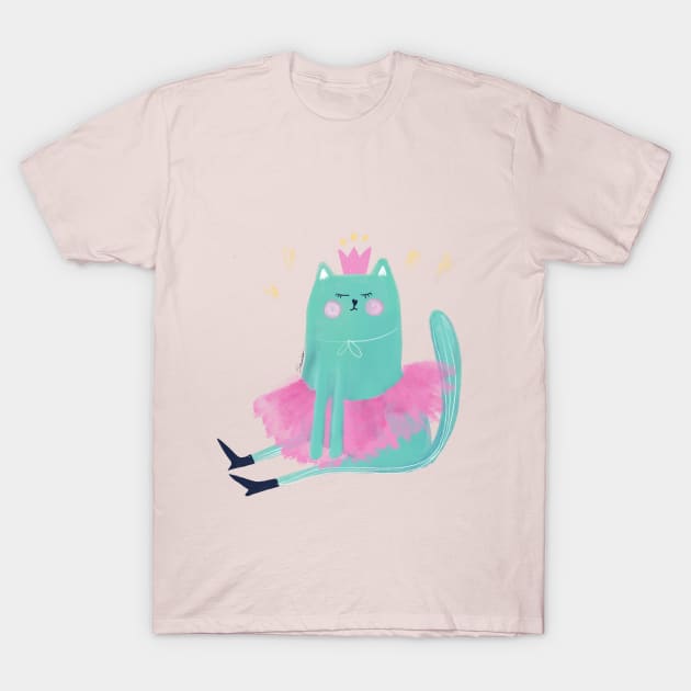 Lady Cat T-Shirt by YanaStrunina